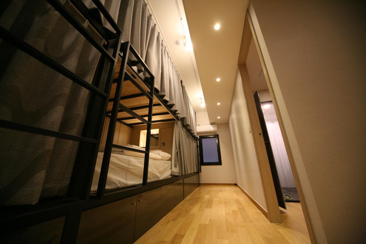 K 79 Guesthouse Busan Exterior photo