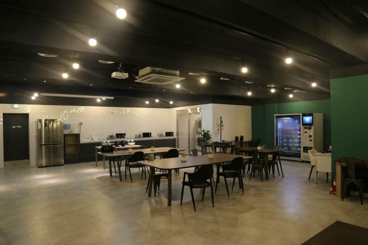 K 79 Guesthouse Busan Exterior photo